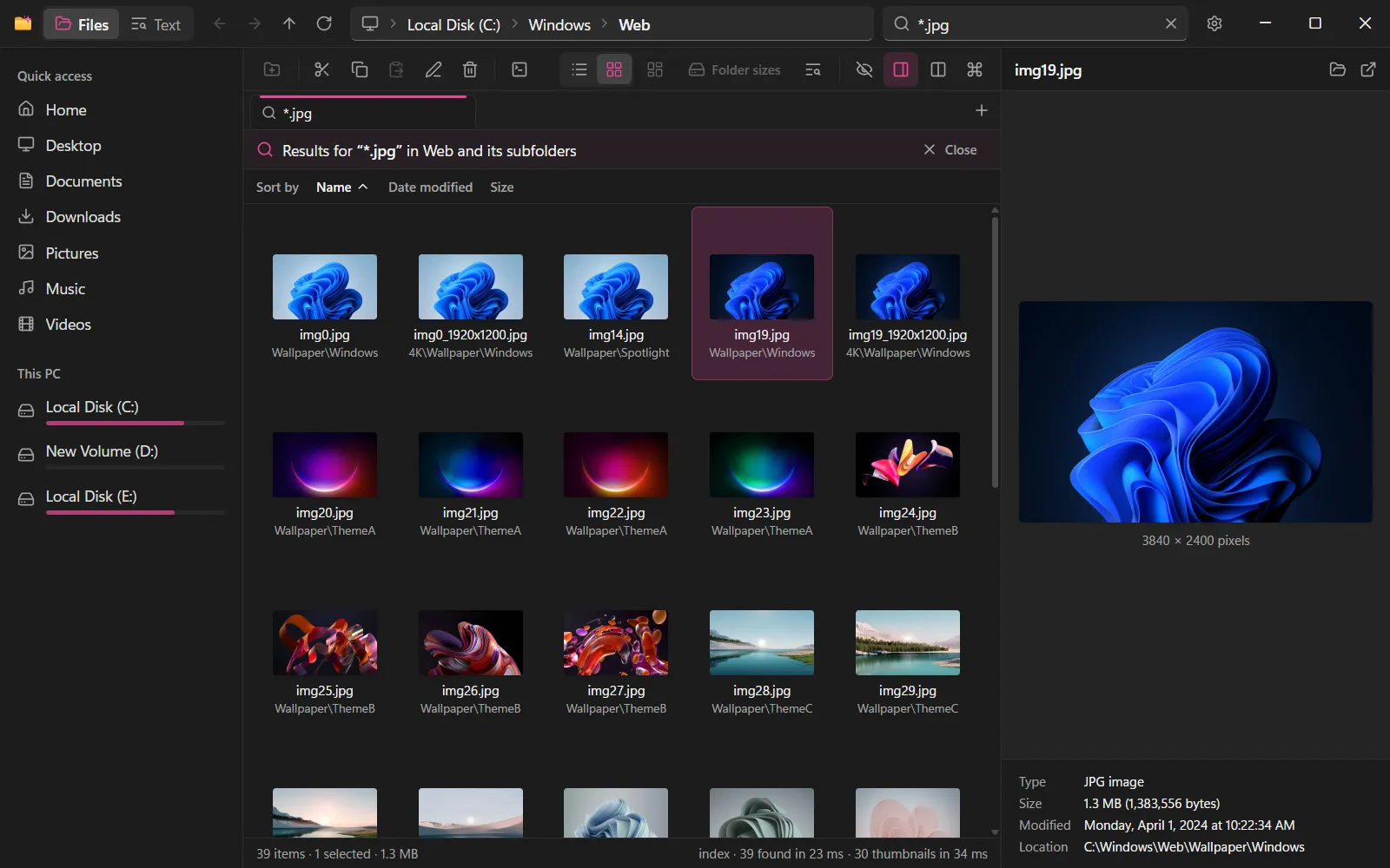 Wallpapers found by name and shown as a grid of thumbnails